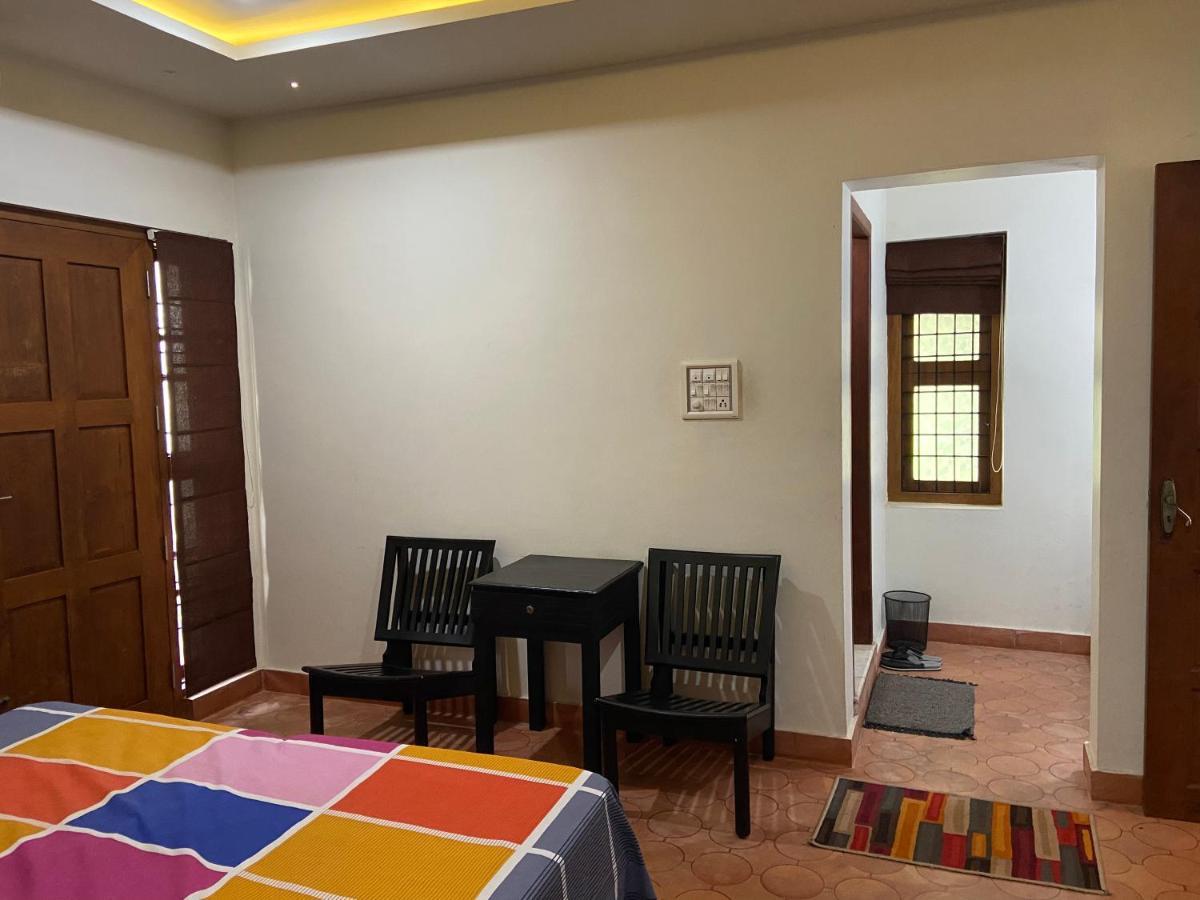 Maleyam Homestay Riverside 코지코드 외부 사진