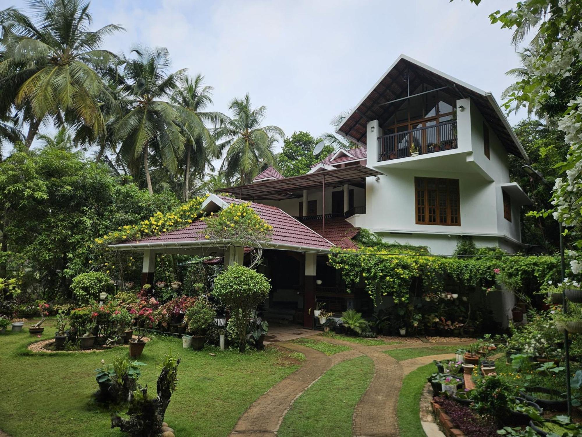 Maleyam Homestay Riverside 코지코드 외부 사진
