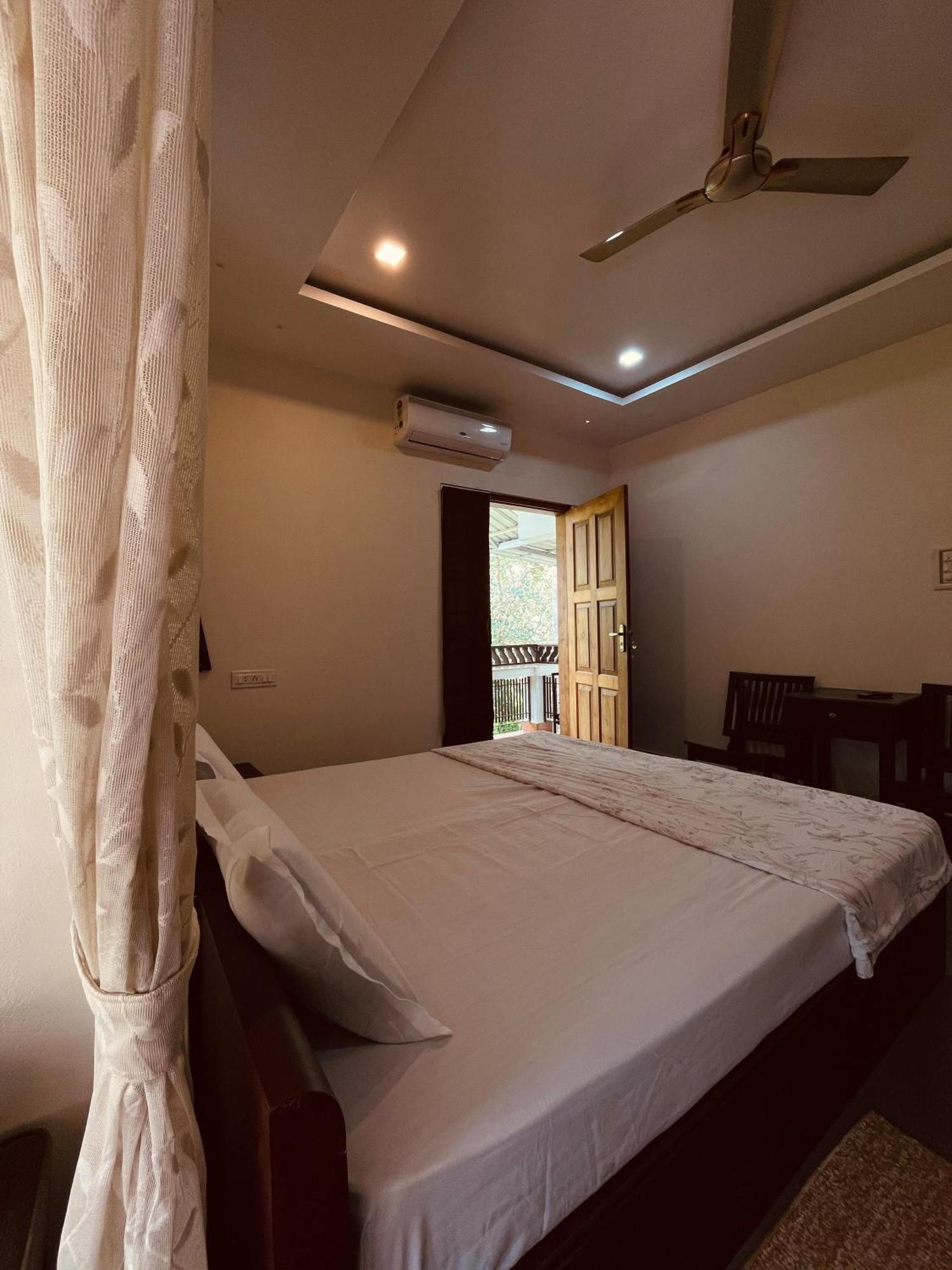 Maleyam Homestay Riverside 코지코드 외부 사진
