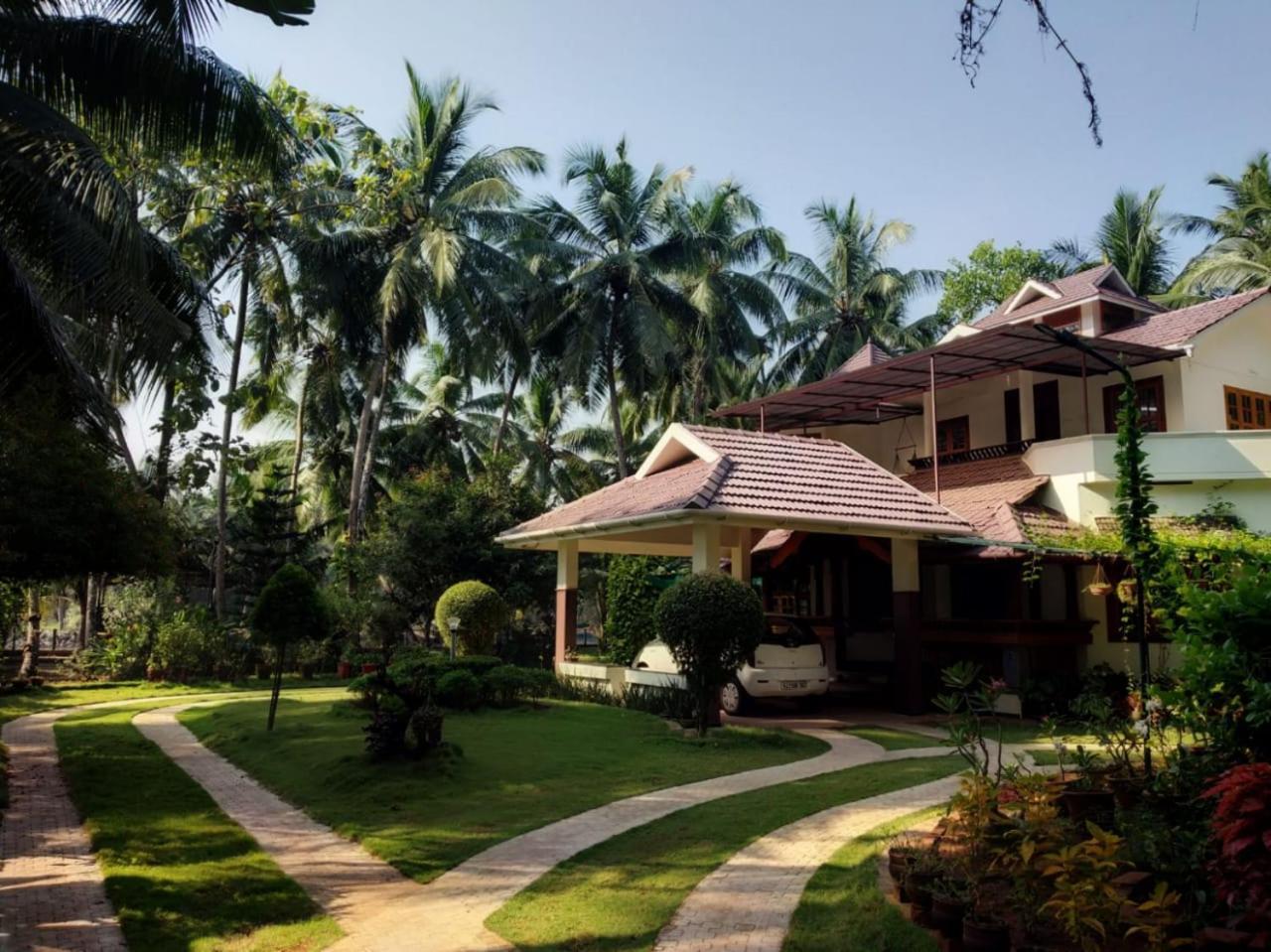 Maleyam Homestay Riverside 코지코드 외부 사진